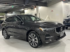 2022 Volvo XC60 B5 AWD Momentum SUV