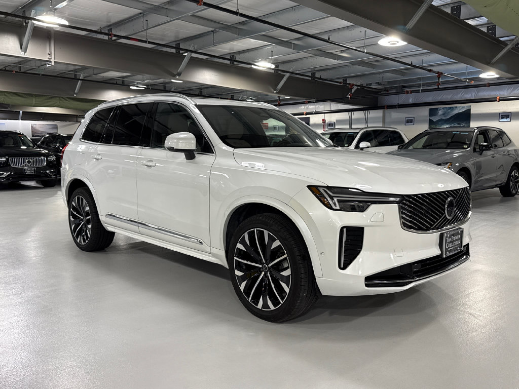 2026 Volvo XC90 B6 Plus 7-Seater SUV
