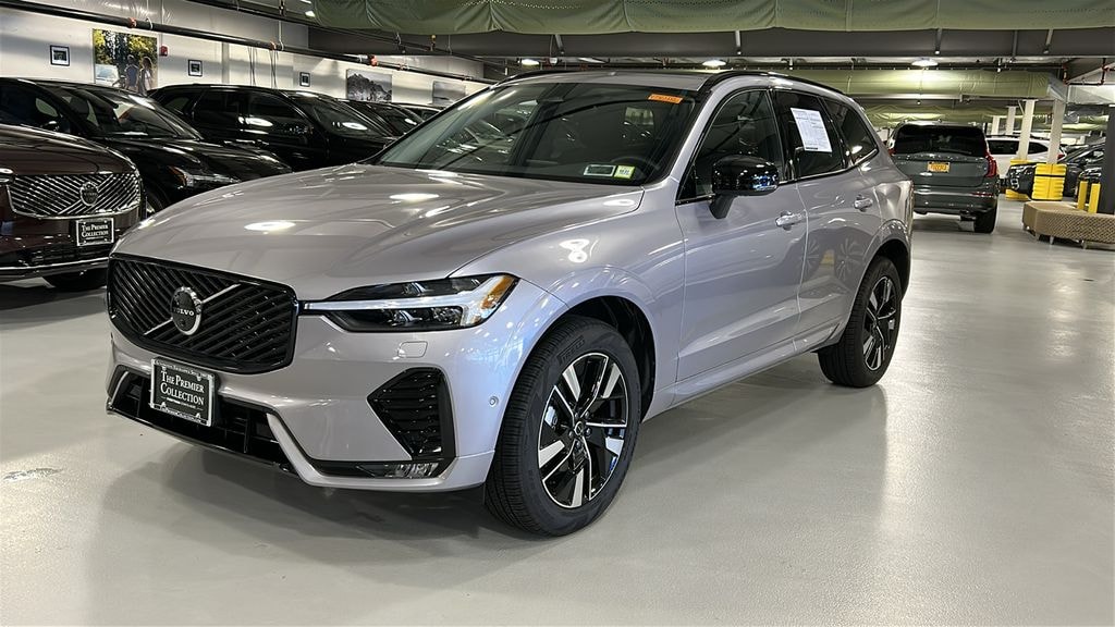 New 2026 Volvo XC60 B5 Plus SUV