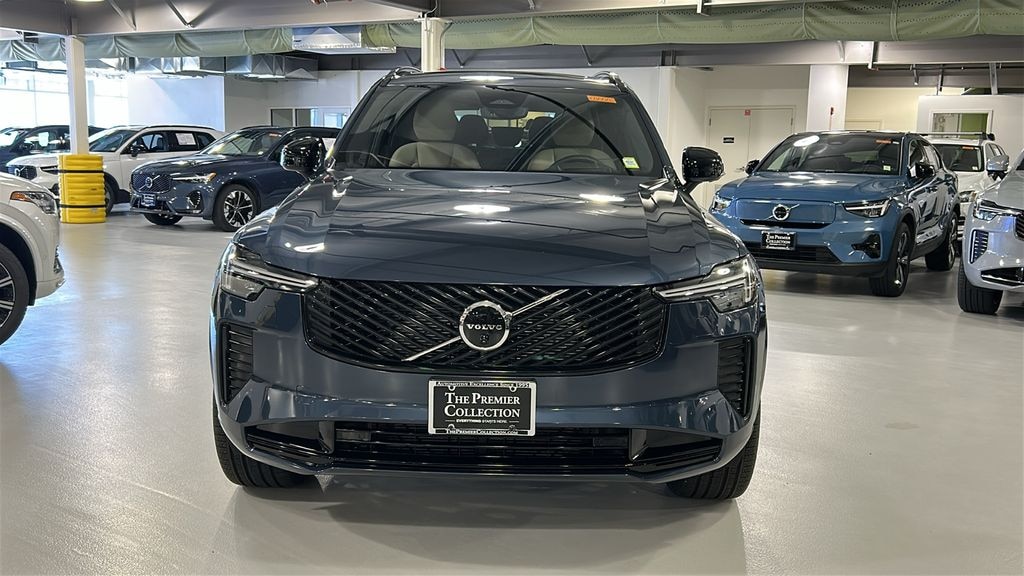 New 2026 Volvo XC90 B6 Ultra Dark Theme 7-Seater SUV