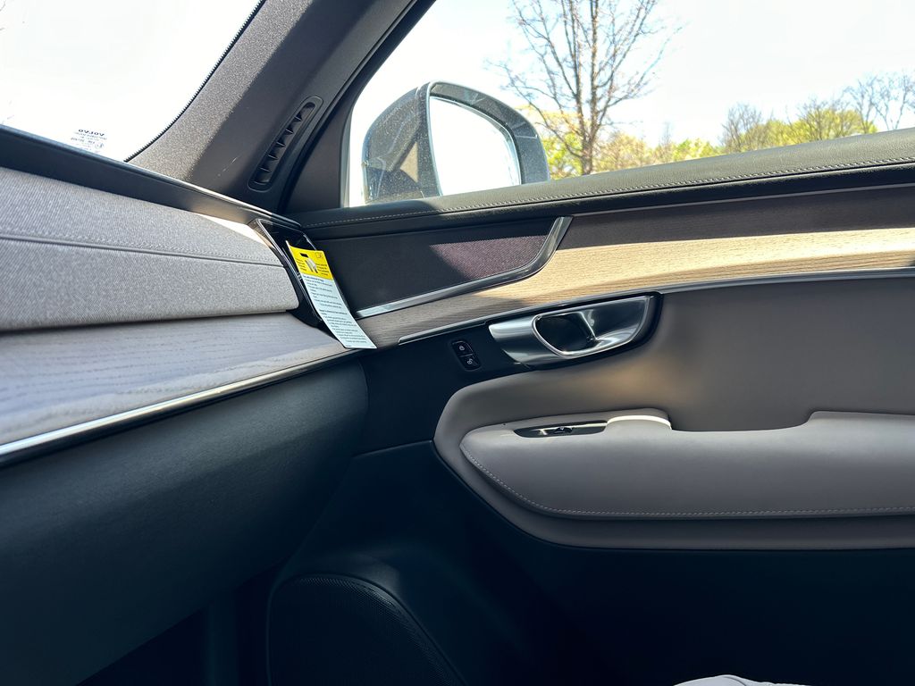 2026 Volvo XC90 Core - Photo 20