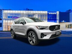 2026 Volvo XC40 B4 Plus SUV