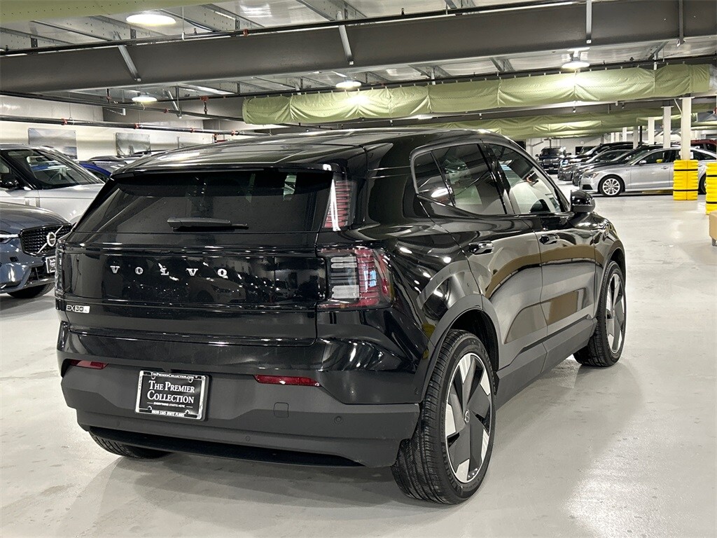 New 2026 Volvo EX30 Twin Motor Ultra SUV
