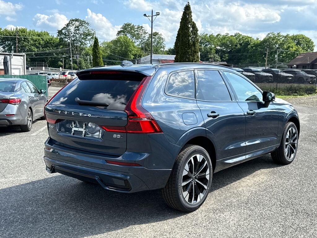 New 2026 Volvo XC60 B5 Plus SUV