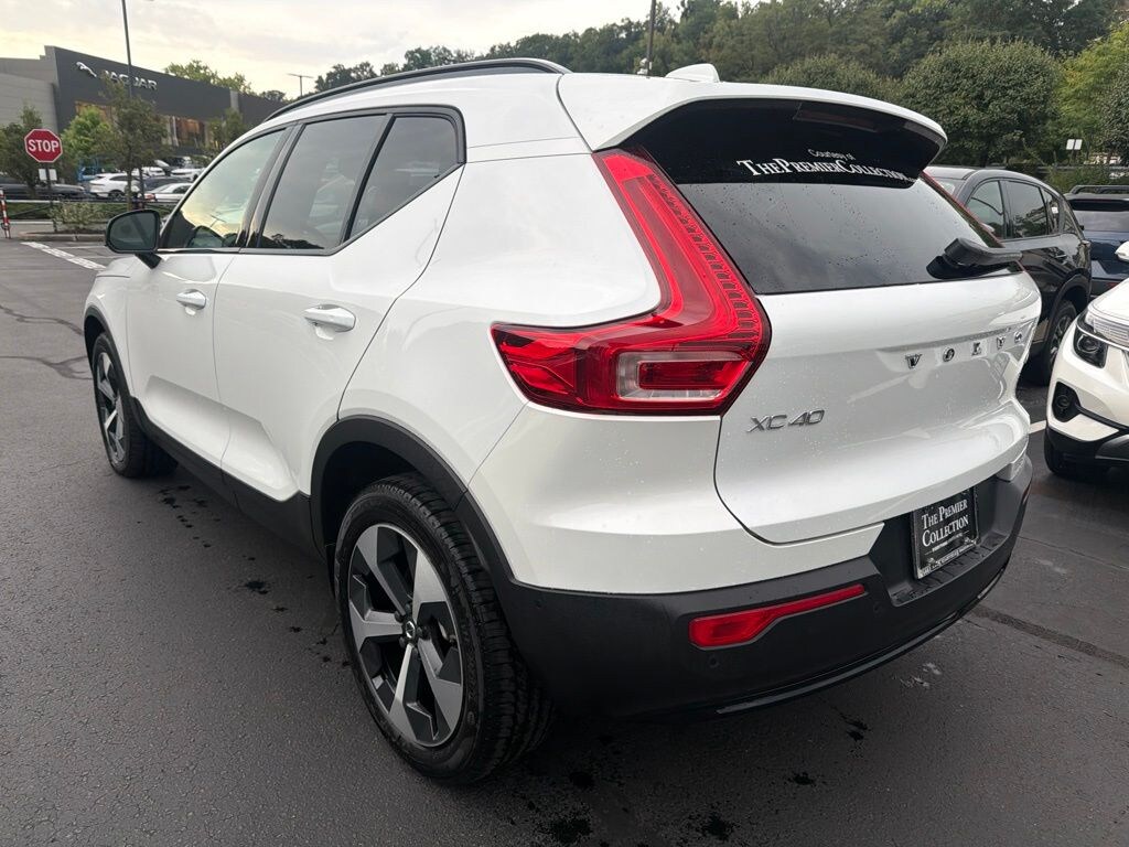 New 2026 Volvo XC40 B5 Plus SUV