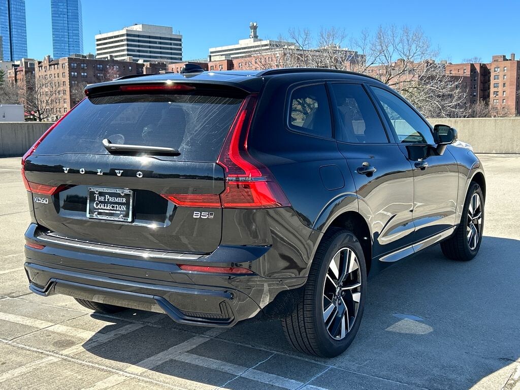 New 2026 Volvo XC60 B5 Plus SUV