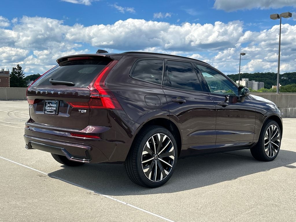 New 2026 Volvo XC60 plug-in hybrid T8 Ultra SUV