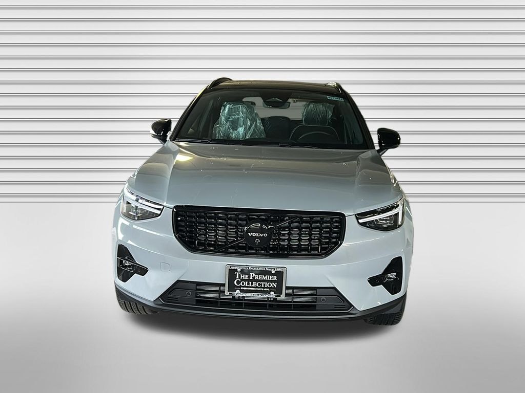 New 2026 Volvo XC40 B5 Ultra Black Edition SUV