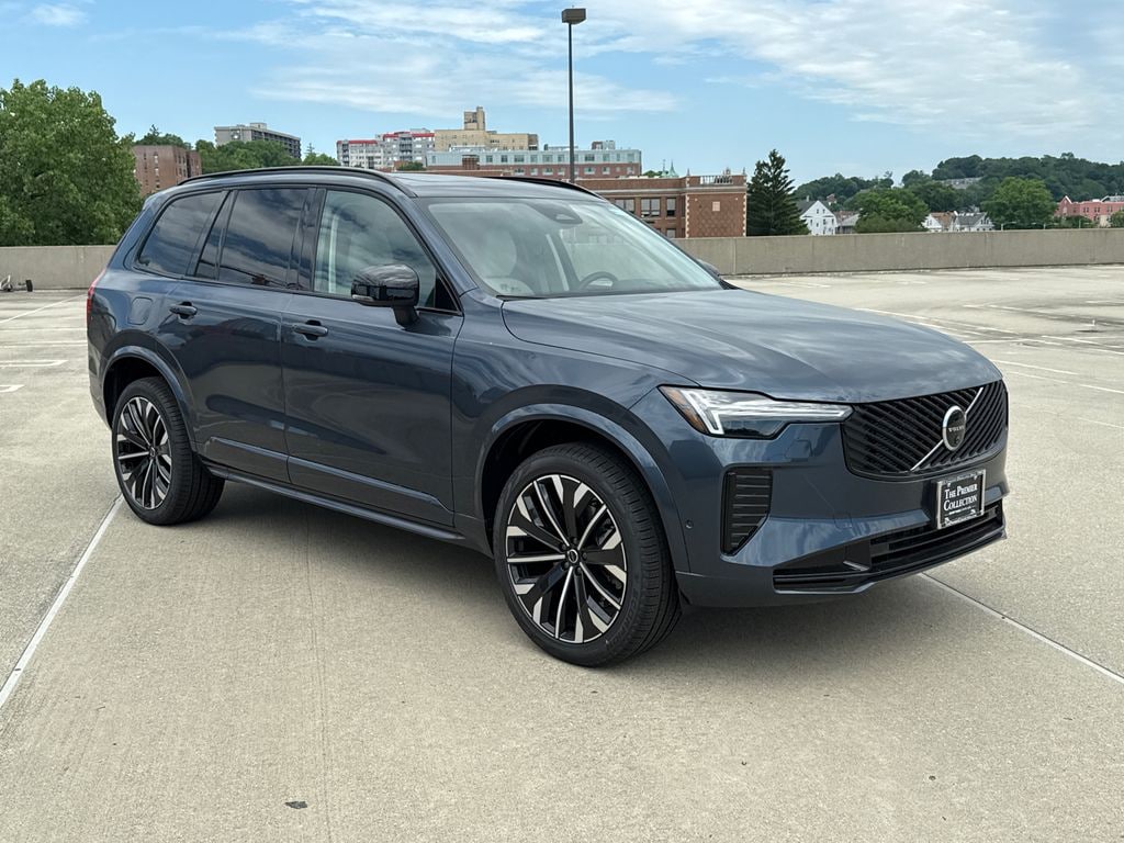 New 2026 Volvo XC90 B6 Ultra Dark Theme 7-Seater SUV
