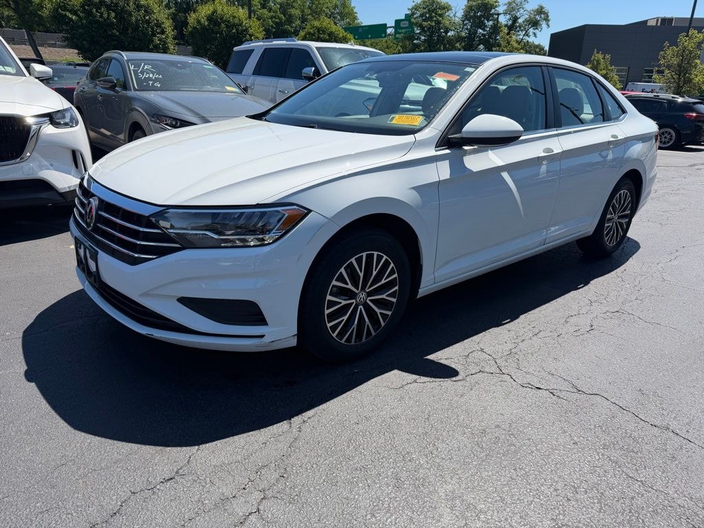 Used 2021 Volkswagen Jetta 1.4T SE Sedan