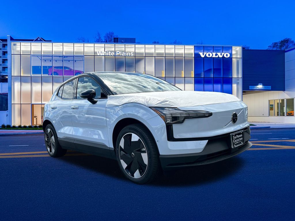 2026 Volvo EX30 Twin Motor Performance Ultra's photo