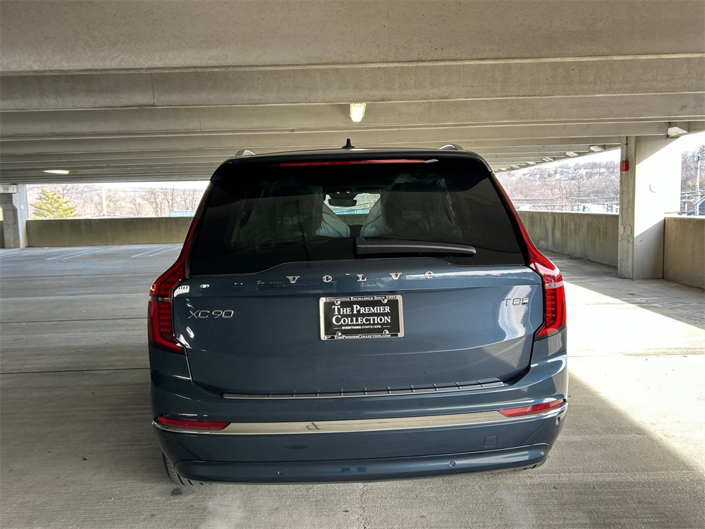 New 2026 Volvo XC90 plug-in hybrid T8 Ultra 7-Seater SUV