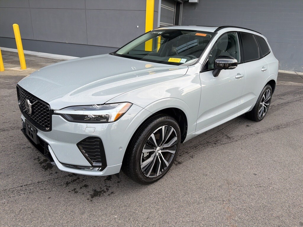Certified 2025 Volvo XC60 B5 Plus SUV
