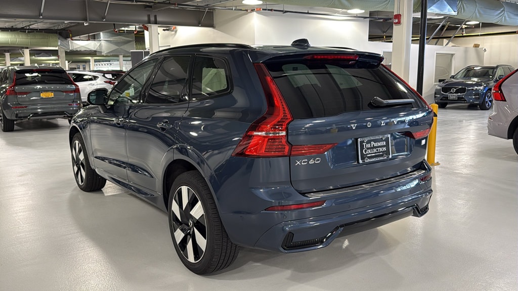 Used 2024 Volvo XC60 plug-in hybrid T8 Plus Dark SUV