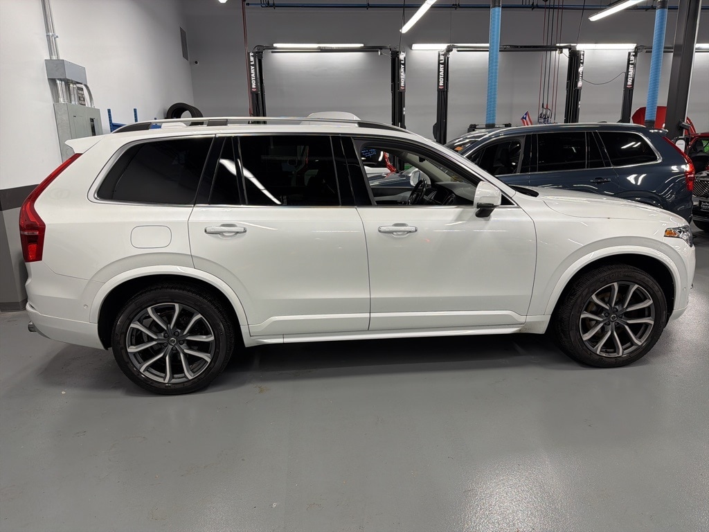 Used 2018 Volvo XC90 T5 AWD Momentum SUV