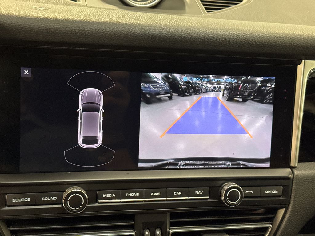 2021 Porsche Macan S - Photo 16
