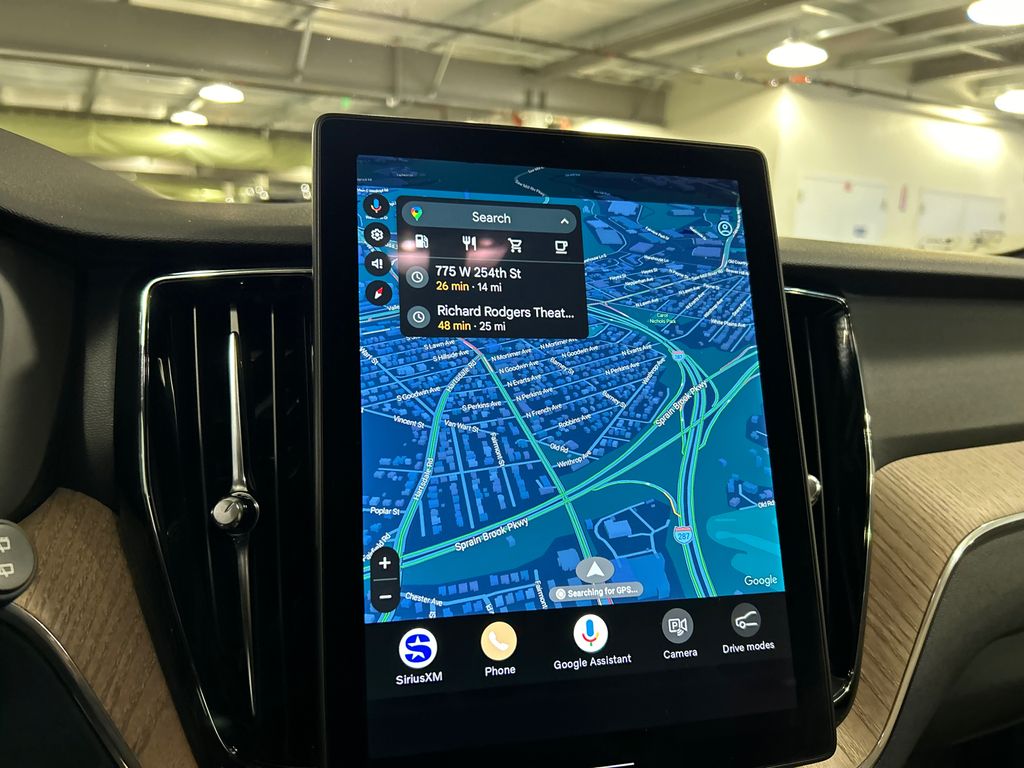 2026 Volvo XC60 Plus - Photo 15