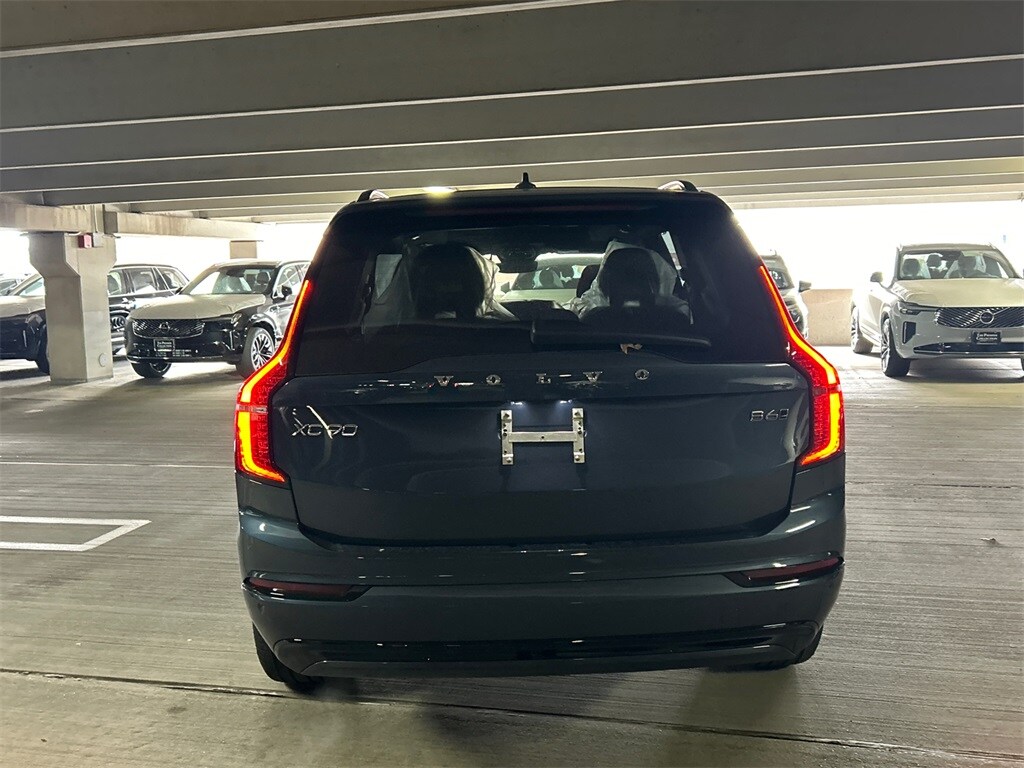 New 2026 Volvo XC90 B6 Ultra Dark Theme 7-Seater SUV