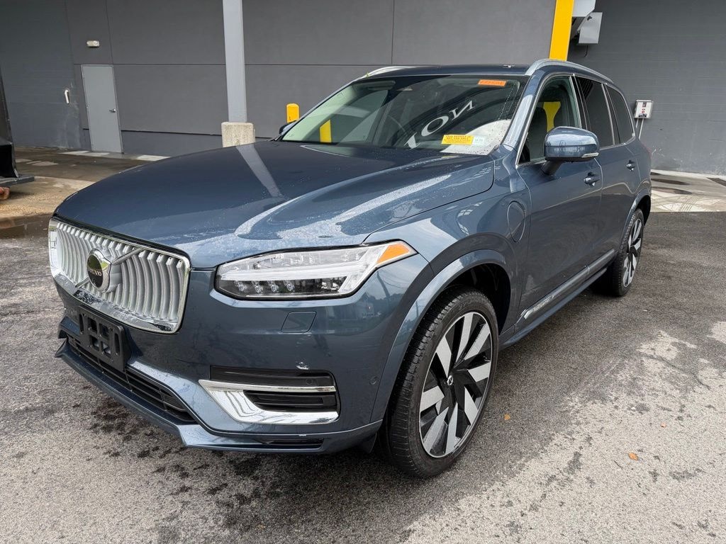 Used 2024 Volvo XC90 plug-in hybrid T8 Plus Bright 7-Seater SUV