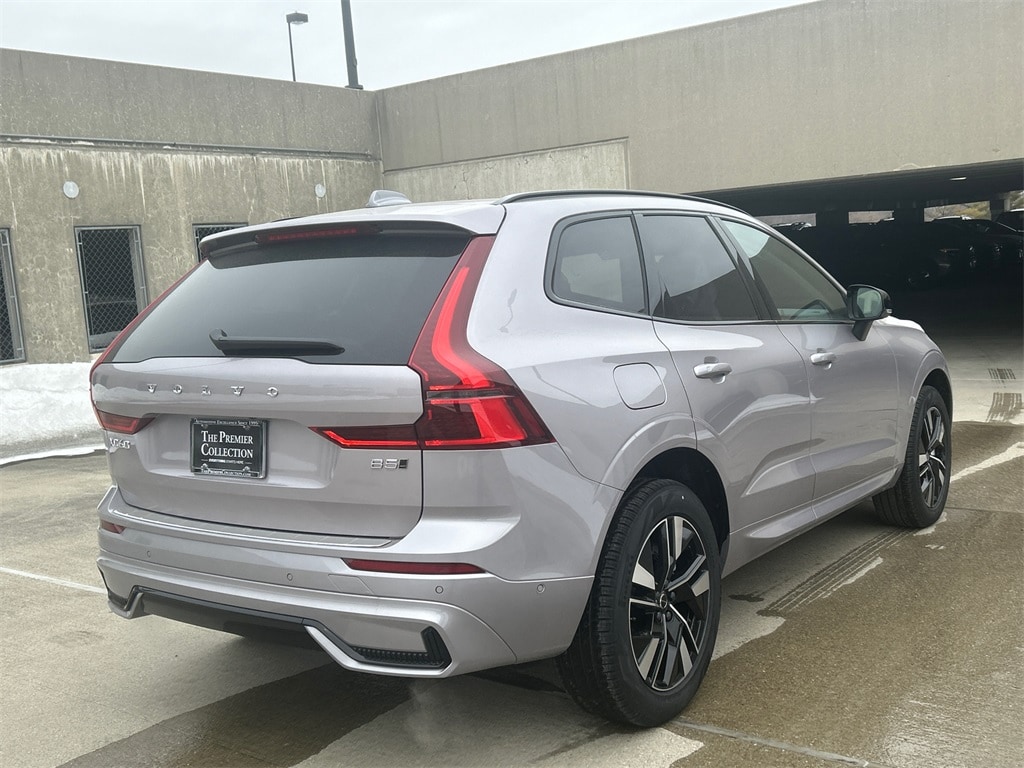 New 2026 Volvo XC60 B5 Plus SUV