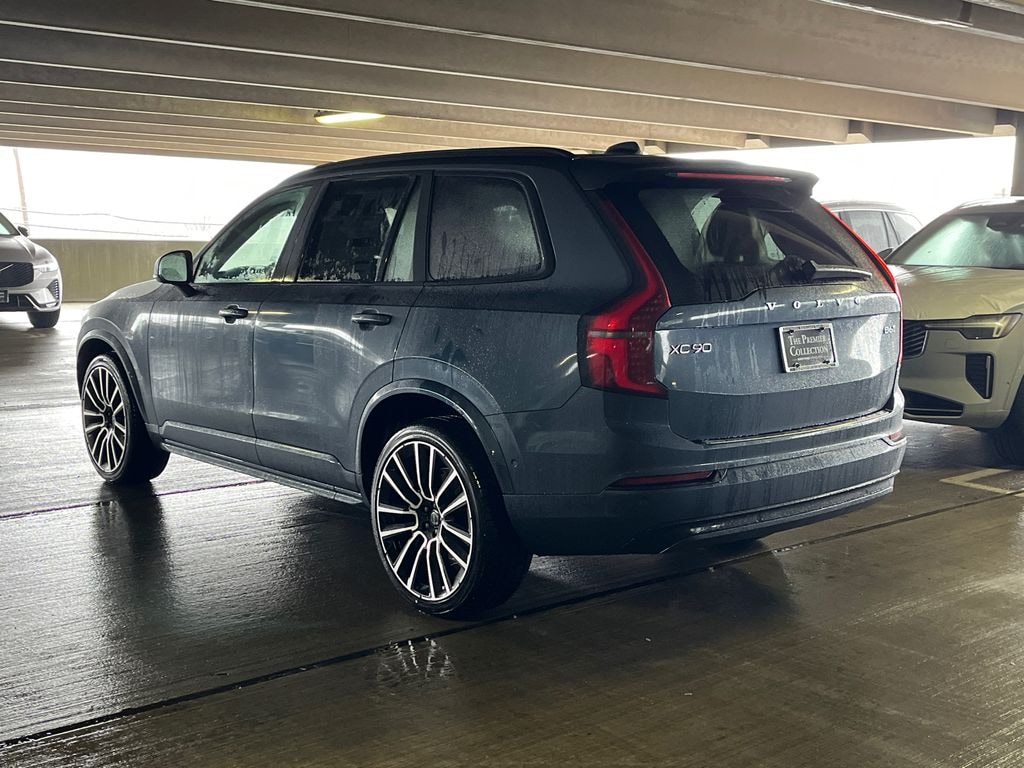 New 2026 Volvo XC90 B6 Ultra Dark Theme 6-Seater SUV