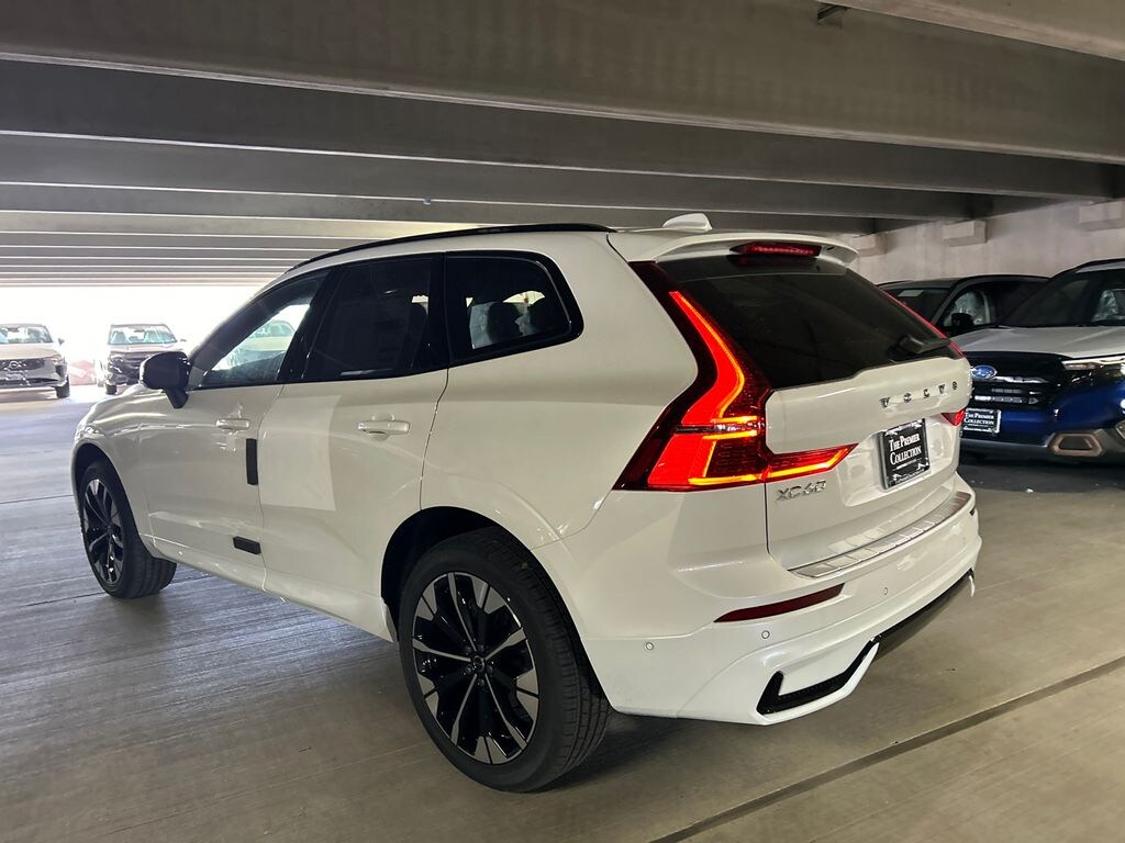 New 2026 Volvo XC60 B5 Plus SUV