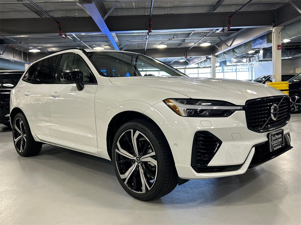 Certified 2023 Volvo XC60 Recharge Plug-In Hybrid Ultimate Dark SUV