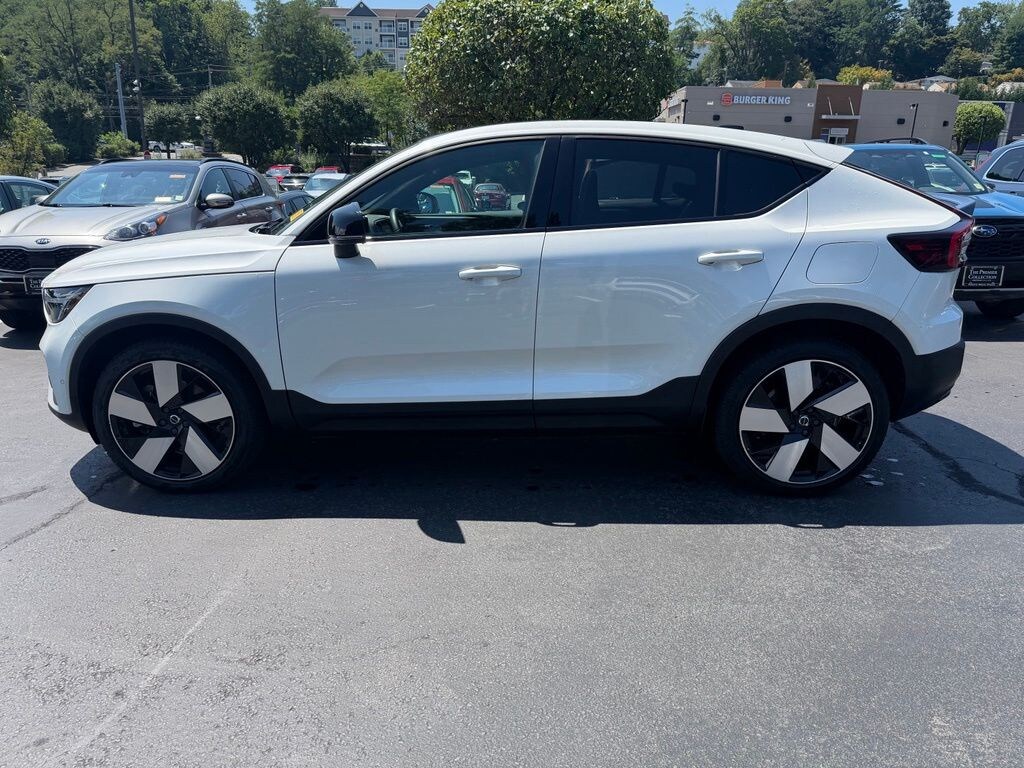 Used 2023 Volvo C40 Recharge Pure Electric Twin Ultimate SUV