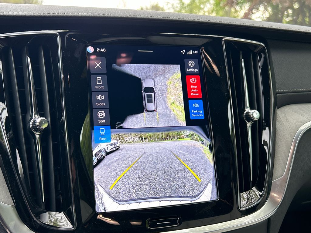 2026 Volvo V60 Cross Country Ultra - Photo 17