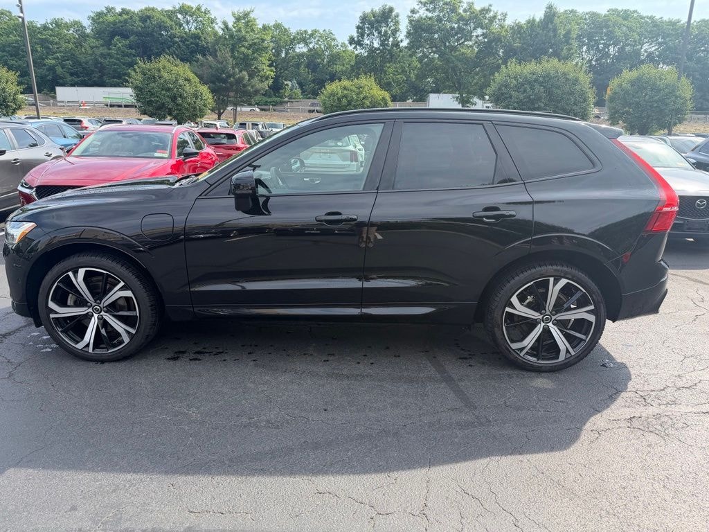 Used 2023 Volvo XC60 Recharge Plug-In Hybrid Ultimate Dark SUV