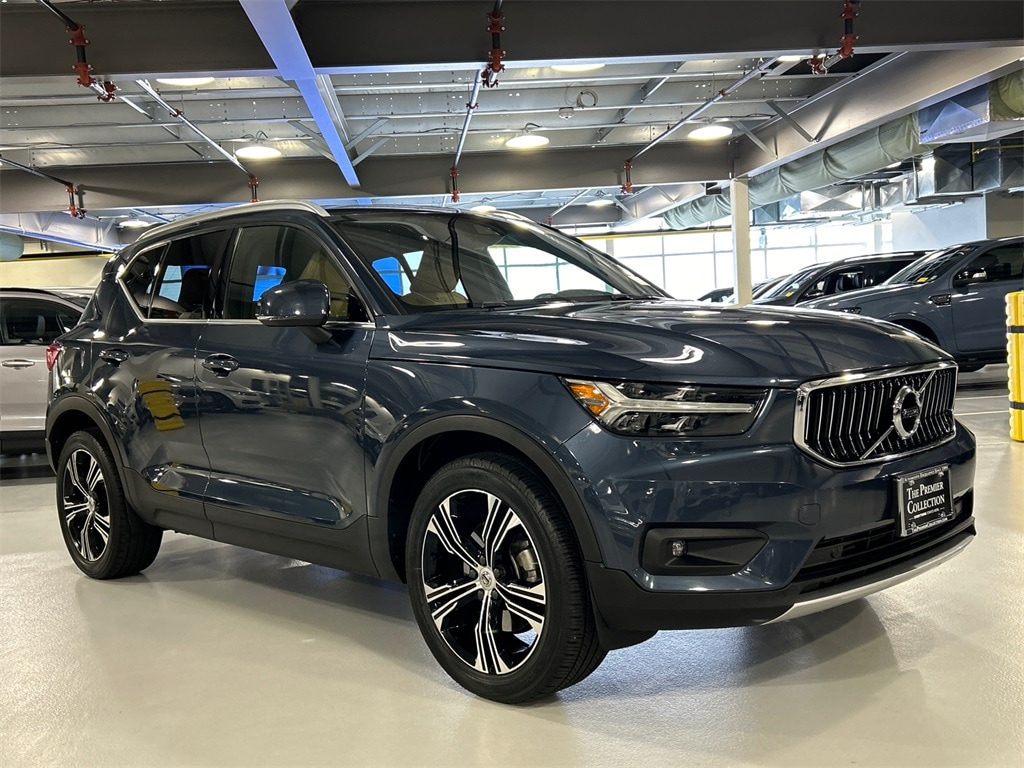 2021 Volvo XC40 Inscription