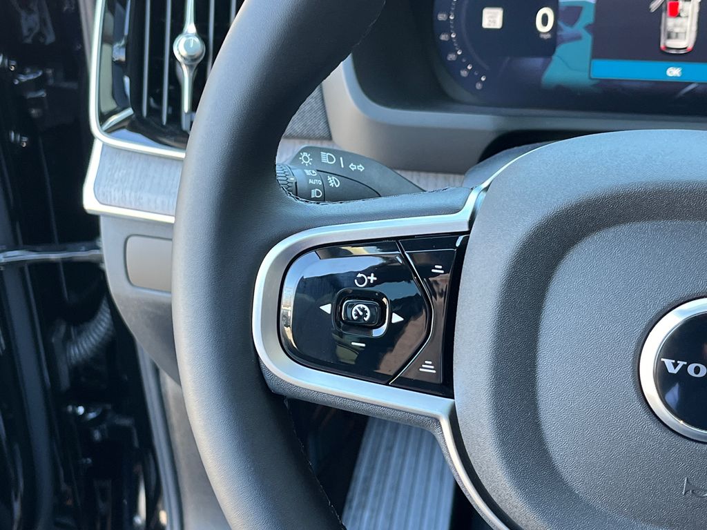2026 Volvo XC90 Ultra - Photo 12