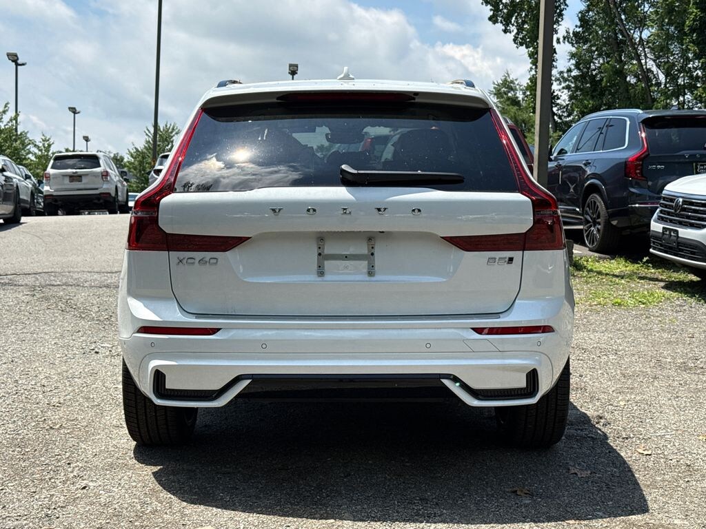 New 2026 Volvo XC60 B5 Ultra SUV