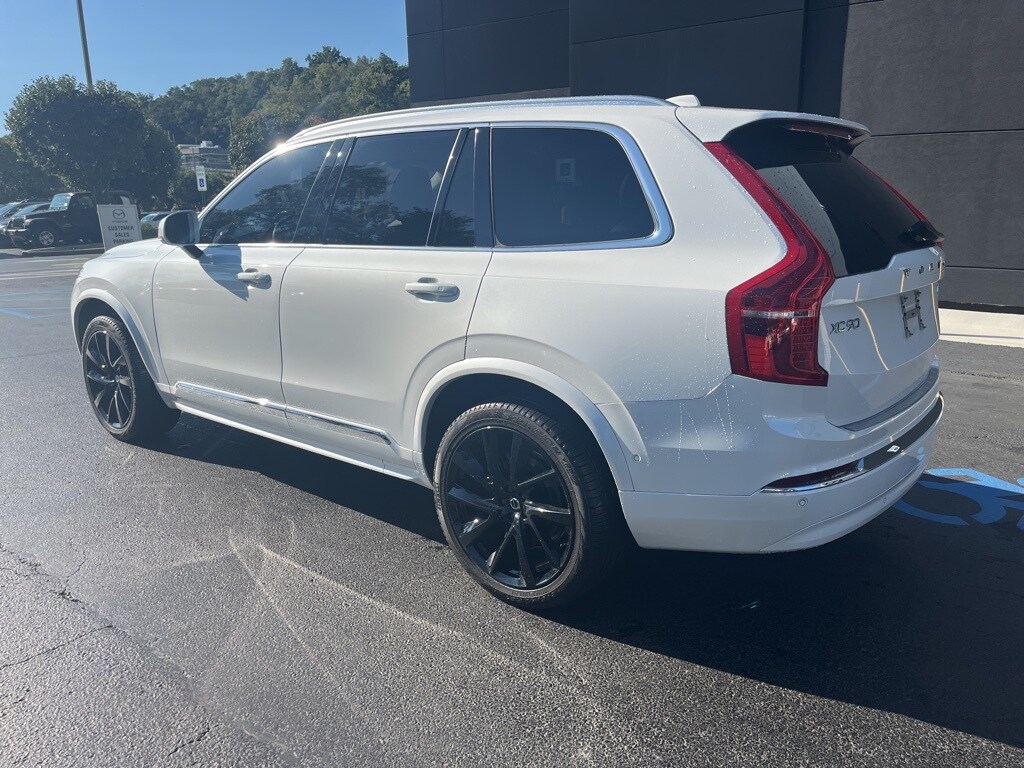 2024 Volvo XC90 Ultimate photo 2