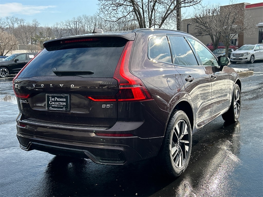 New 2026 Volvo XC60 B5 Plus SUV
