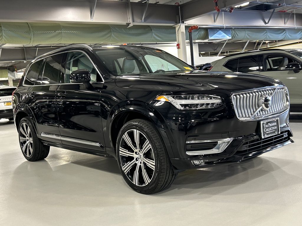 2023 Volvo XC90