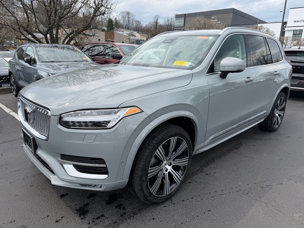Used 2025 Volvo XC90 B6 Plus 7-Seater SUV