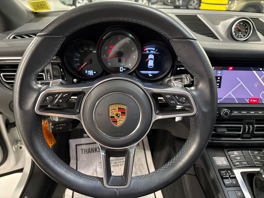 2021 Porsche Macan S - Photo 11