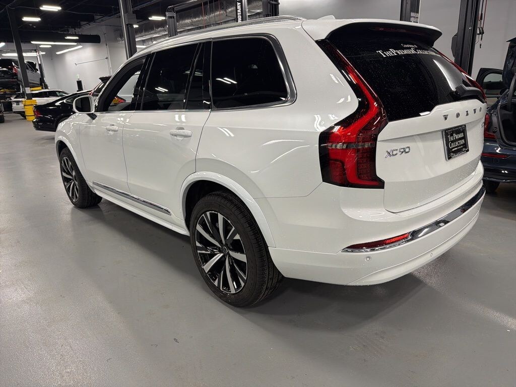 New 2026 Volvo XC90 B5 Core SUV