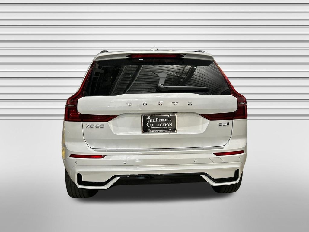 New 2026 Volvo XC60 B5 Plus SUV