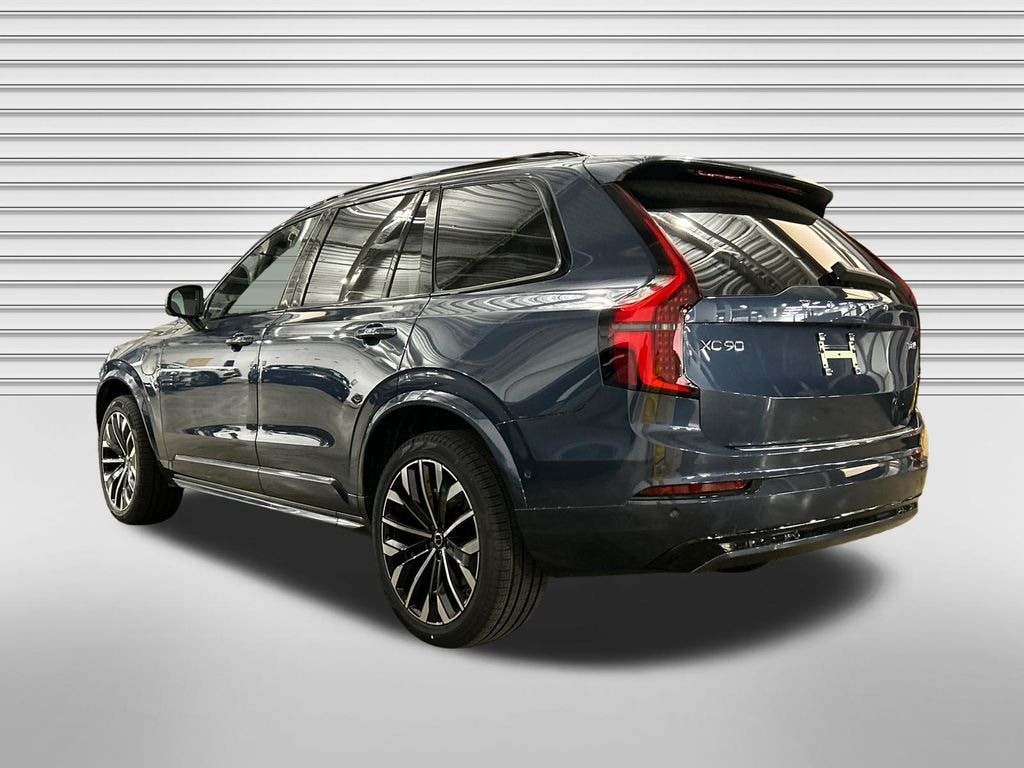 New 2026 Volvo XC90 plug-in hybrid T8 Ultra Dark Theme 6-Seater SUV