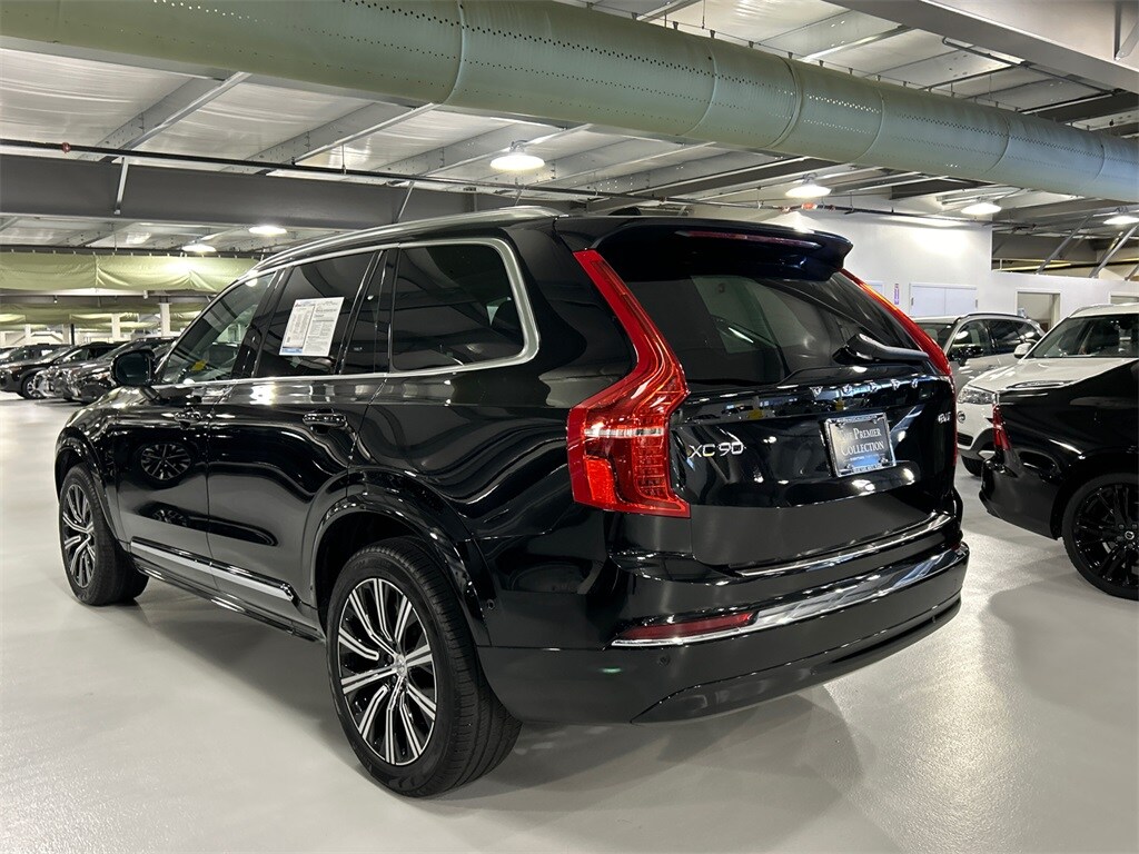 2024 Volvo XC90 Plus photo 2