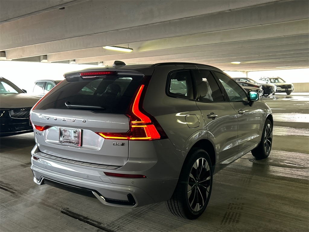 New 2026 Volvo XC60 B5 Plus SUV
