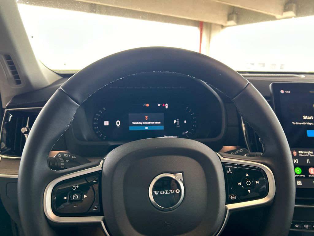 2026 Volvo XC90 Plus - Photo 11