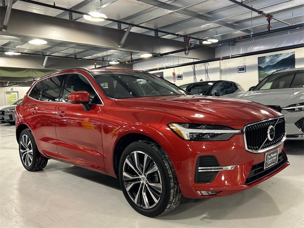 2022 Volvo XC60 Momentum
