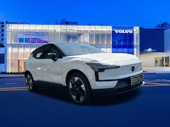 2026 Volvo EX30 Twin Motor Ultra SUV