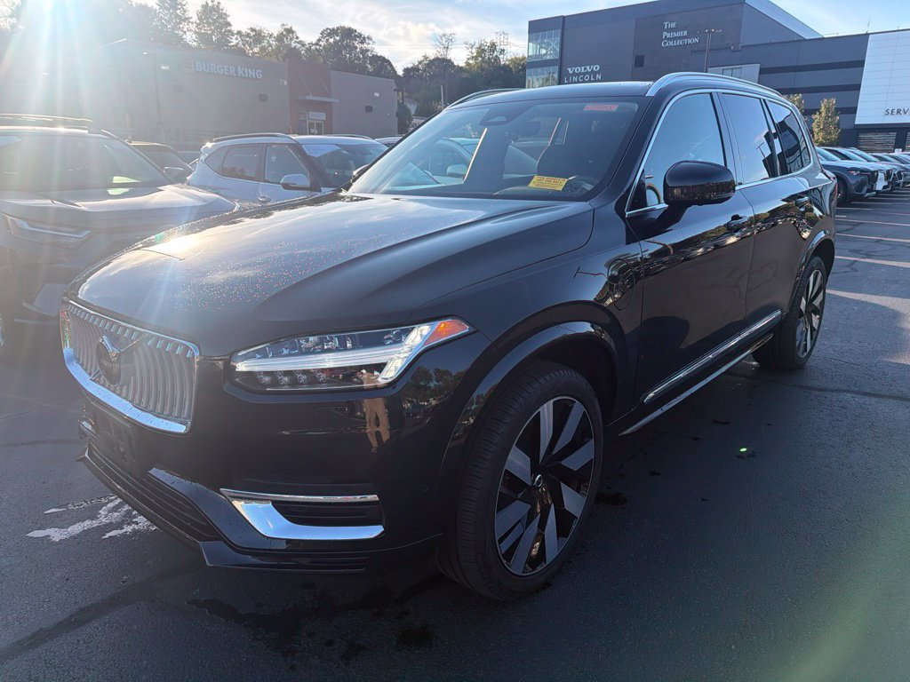 Certified 2025 Volvo XC90 plug-in hybrid T8 Plus 7-Seater SUV