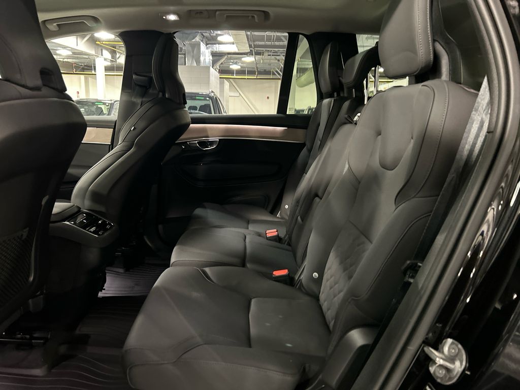 2026 Volvo XC90 Plus - Photo 23