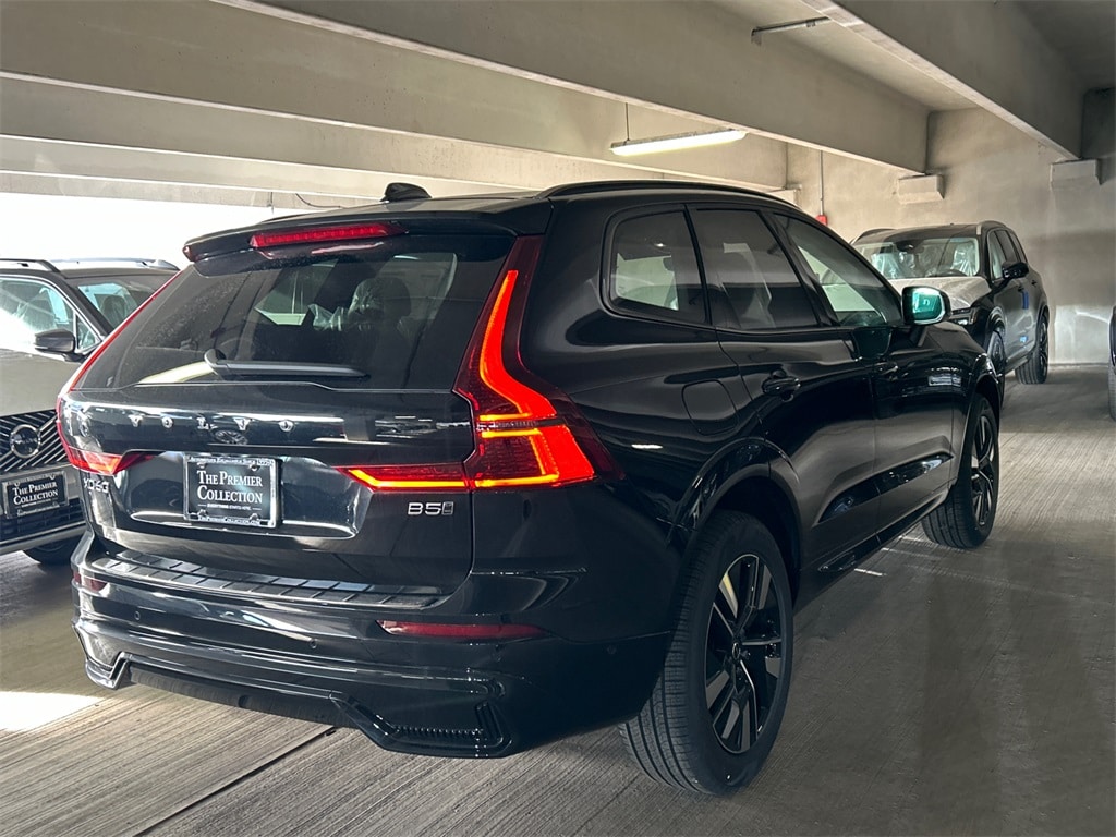 New 2026 Volvo XC60 B5 Plus SUV