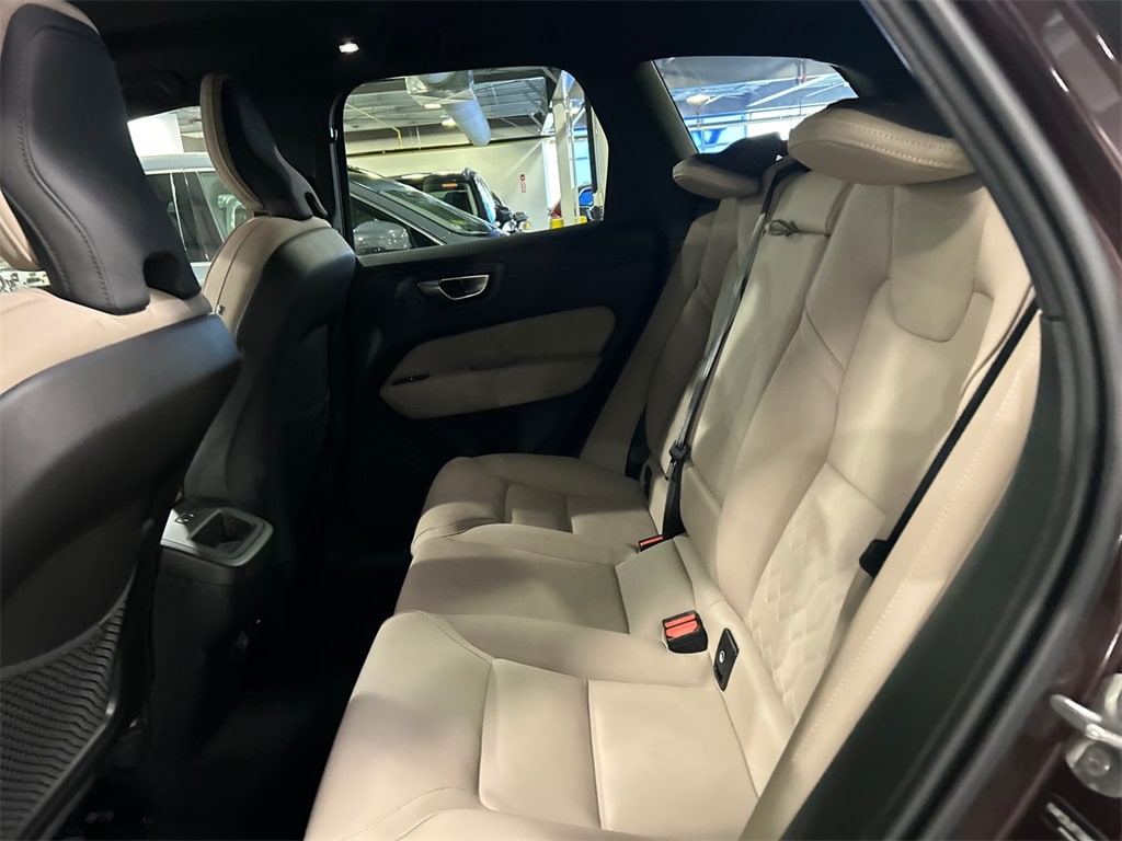 2026 Volvo XC60 Core - Photo 22